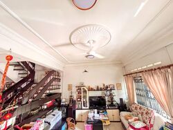 Golden Hill Estate (D19), Terrace #538529631
